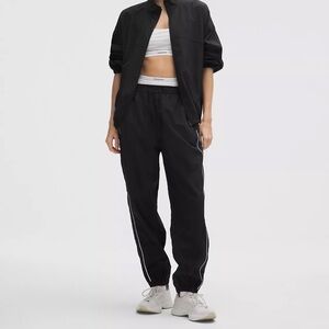 License to Train Woven Mid-Rise Jogger black white size xs NWT